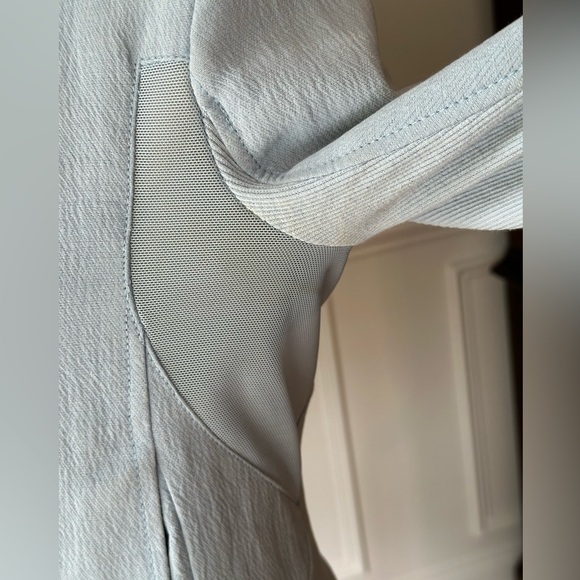 Blank NYC Mesh Detail Crepe Jacket Light Blue size XS - Picture 7 of 16